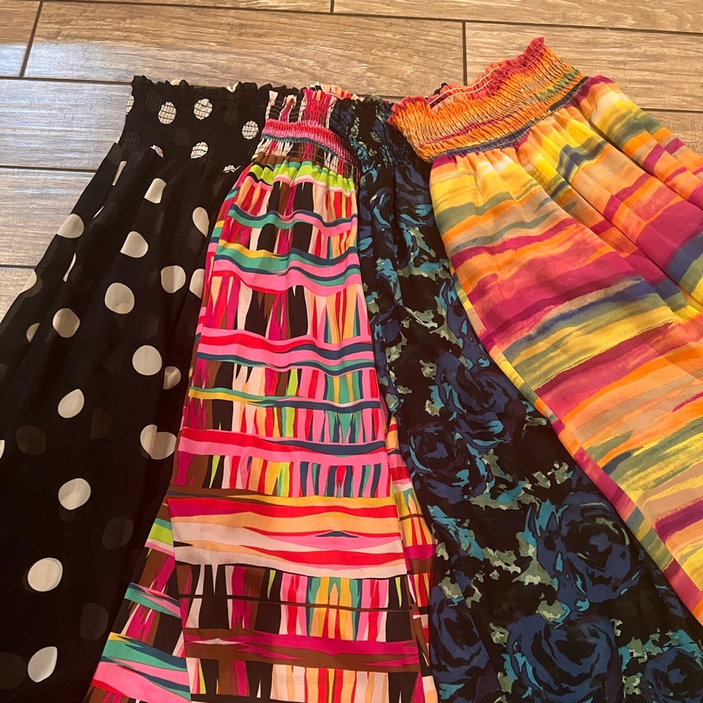 SMUM ROBERTS Party Pants Selection